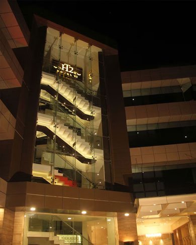T2 Becon Hotel Escorts